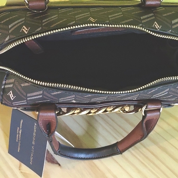 ADRIENNE VITTADINI DOME HANDBAG - Picture 5 of 14